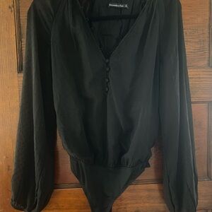 Abercrombie & Fitch Classic Black Top